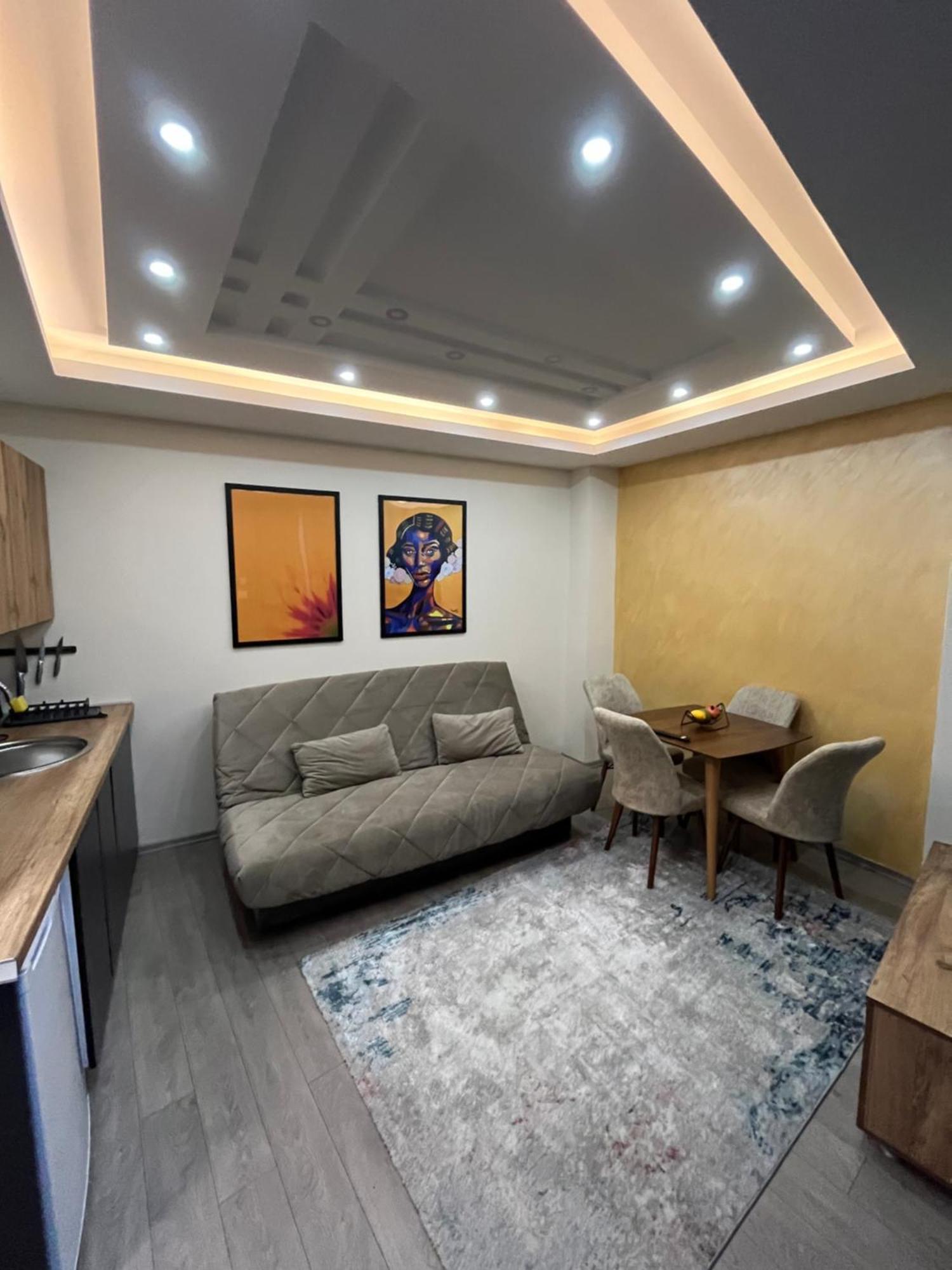Square Vanilla Apartments Скоп'є Екстер'єр фото