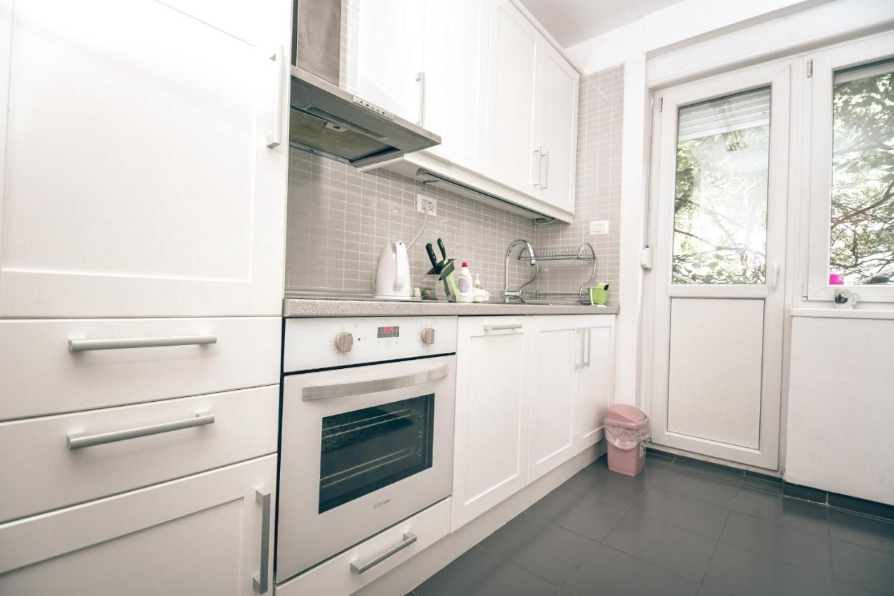 Square Vanilla Apartments Скоп'є Екстер'єр фото