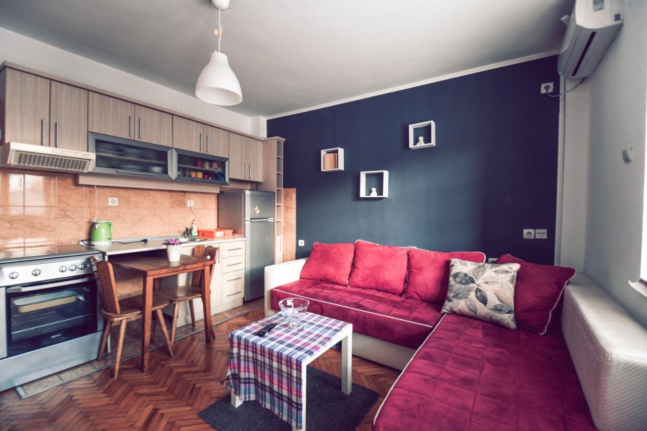 Square Vanilla Apartments Скоп'є Екстер'єр фото