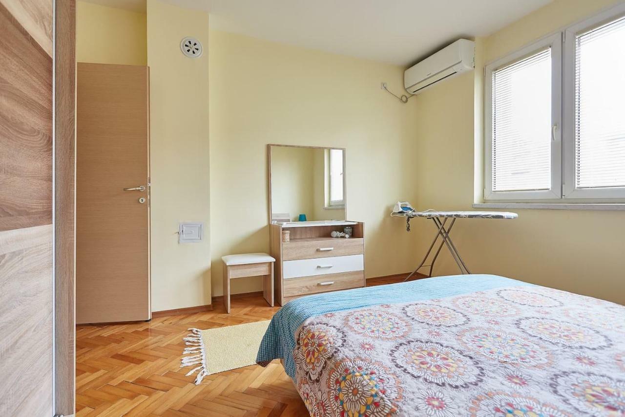 Square Vanilla Apartments Скоп'є Екстер'єр фото